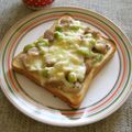 時花菜's cooksnap of when they made マッシュとウインナーオリーブ和えトースト.
