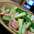 ちーぼぼ's cooksnap of when they made きゅうりとベーコンだけ.
