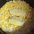 ふくちゃりー's cooksnap of when they made 簡単美味　とうもろこしで甘い炊き込みご飯.