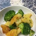 ×＊tomo＊×'s cooksnap of when they made じゃがいもとブロッコリーのバター焼き.