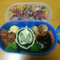 aki178aki's cooksnap of when they made 仮面ライダーゴースト キャラ弁 型紙付.