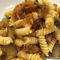 yuukaokd's cooksnap of when they made ケチャップ＆ウスターで♪なすのフジッリ.