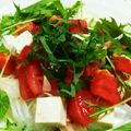 ニャンちゅう23's cooksnap of when they made 新玉ねぎとトマトをのせて♡豆腐サラダ.