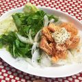 ちゃっきー★'s cooksnap of when they made 色合いきれい♪簡単鮭缶と玉ねぎのサラダ.