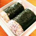 emily1022's cooksnap of when they made ゆかりと桜えびのおにぎり。.