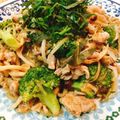 あけちゃんち。's cooksnap of when they made 簡単ガッツリ★豚肉としめじの大葉炒め.