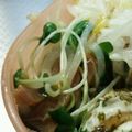 めかにか's cooksnap of when they made 余った焼豚で作✿もやしのナムルちゃん.