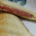 cojy's cooksnap of when they made 厚切りベーコンとチーズの簡単ホットサンド.