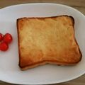 yukkomilk's cooksnap of when they made 寝坊も怖くない メロンパン風トースト.