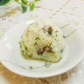 旦那は皿洗い's cooksnap of when they made キヌアご飯！大葉☆梅おにぎり♪.