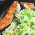 カフェ店員M子's cooksnap of when they made 簡単ハーブ香るムニエル.