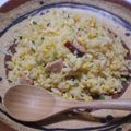 よこ♪'s cooksnap of when they made 【簡単にパラパラな黄金チャーハン】.