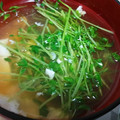 palmbeach's cooksnap of when they made 簡単！ 早い！豆苗と ワカメの お吸い物.