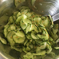 よりぴ＊'s cooksnap of when they made きゅうりとワカメの酢物.
