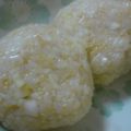 たまのおつかい's cooksnap of when they made これは美味しい！ゴマねぎおにぎり.