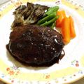nasubeam's cooksnap of when they made ハンバーグ✿バター醤油ソース.