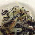 凪なぎ's cooksnap of when they made ひじきと玉ねぎのめんつゆ梅わさ和え☆.