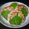 yuki1322's cooksnap of when they made 紫蘇とイワシでハンバーグ.