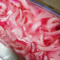 生まれは蜂蜜's cooksnap of when they made 赤たまねぎの甘酢漬け.