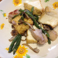 ☆なれ☆'s cooksnap of when they made 鶏肉と厚揚げの塩にんにく炒め.