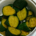 tsuyochan's cooksnap of when they made めんつゆで簡単！！キュウリの漬物☆.