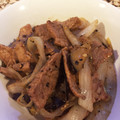 sjhappy's cooksnap of when they made 牛肉と玉葱の黒胡椒炒め.