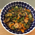 ポムポムポヨコ's cooksnap of when they made エビの野菜オイマヨ炒め.