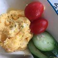 makmo5's cooksnap of when they made 朝食に♪ふわとろスクランブルエッグ.