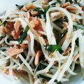 Jyohana's cooksnap of when they made 余り物で簡単♪しゃけともやし.