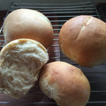 うらうらぴ's cooksnap of when they made もちふわパン生地＊FP使用・卵なし＊.