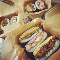 Miwako♬'s cooksnap of when they made わんぱくおにぎらず 2パターン包みVer.
