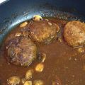 みかん0417's cooksnap of when they made きのこの煮込みハンバーグ.