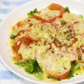 mmameco's cooksnap of when they made レンジでまるごとトマトとろ〜りチーズ.