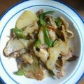みるくたぬき's cooksnap of when they made 舞茸とじゃがいものポン酢バター炒め.
