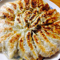 ハゲトーマス's cooksnap of when they made 簡単！ぎょうざ♪焼き方・餃子のたね・皮.
