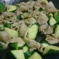 料理作造's cooksnap of when they made きゅうりと豚肉のあっさり柚子胡椒炒め.