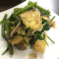 にゃむ姉's cooksnap of when they made 空芯菜としめじの卵炒め☆.