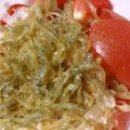 ymame's cooksnap of when they made カリカリじゃこと玉葱のサラダ.