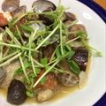 ｼ毎月's cooksnap of when they made 簡単すぎるアクアパッツァ きのこ入り.