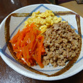 ＵＭＥＨＡＲＵ's cooksnap of when they made 簡単 そぼろ三色丼.