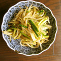 ぼちぼちいきましょ's cooksnap of when they made ☆定番☆もやしときゅうりのナムル♪.