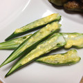 ゆきまるぞう's cooksnap of when they made 簡単おしゃれ♪オクラのマヨ焼き.