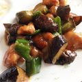 t0mozou's cooksnap of when they made 簡単-人気の鶏肉ナスピーマンの甘味噌炒め.