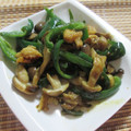 miyuki12's cooksnap of when they made 鶏皮とピーマンのスパイス炒め.