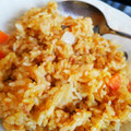 のぶよっしー's cooksnap of when they made 炊飯器で簡単　ツナのカレーピラフ.