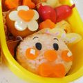 果実さん's cooksnap of when they made 整列〜♪アンパンマンおにぎり☆キャラ弁.