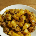 loon1213's cooksnap of when they made じゃがいもと挽肉の甘辛炒め.