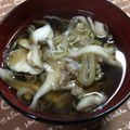 なじらね〜♪'s cooksnap of when they made とろろ昆布と舞茸のお吸い物.