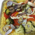 クックWWKQH2☆'s cooksnap of when they made ホットプレートで簡単魚介類のパエリア.