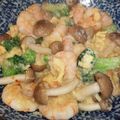 medysnb's cooksnap of when they made 海老とブロッコリーの中華風玉子とじ.